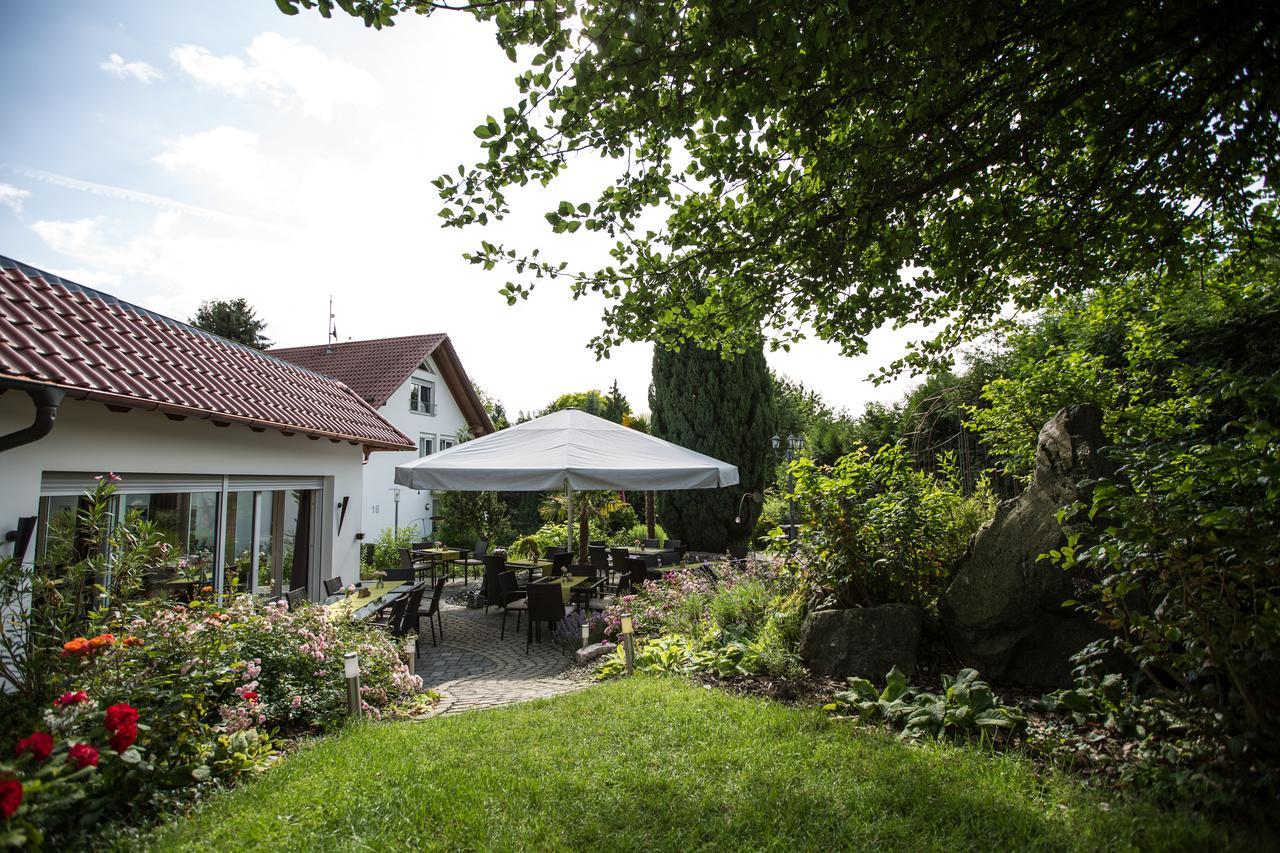 Hotel & Restaurant "Am Obstgarten" Oberteuringen Exterior photo